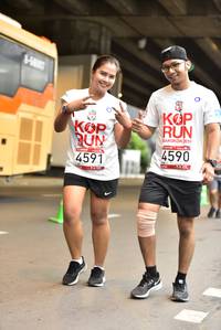 BIB: 4591, 201, 4590
                            <button type="button" onclick="openModal(5865811)" class="btn btn-primary btn-sm float-right btn-popup" data-toggle="modal" data-target=".modal-high-quality">
                        <i class="fas fa-shopping-cart"></i> Add to Cart
                    </button>
                                            <button type="button" onclick="isThisMe(5865811, true)" class="btn btn-success btn-sm float-right btn-popup btn-isme hidden" data-toggle="tooltip" data-placement="bottom" title="นี่คือรูปของคุณใช่ไหม คลิกที่นี่เพื่อเอาเข้าอัลบั้ม">
                        <i class="fas fa-plus"></i> Add to album
                    </button>
                    <button type="button" onclick="isThisMe(5865811, false)" class="btn btn-warning btn-sm float-right btn-popup btn-isnotme hidden">
                        <i class="fas fa-ban"></i> Remove from album
                    </button>