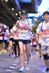 BIB: 9024, 904
                            <button type="button" onclick="openModal(5861141)" class="btn btn-primary btn-sm float-right btn-popup" data-toggle="modal" data-target=".modal-high-quality">
                        <i class="fas fa-shopping-cart"></i> Add to Cart
                    </button>
                                            <button type="button" onclick="isThisMe(5861141, true)" class="btn btn-success btn-sm float-right btn-popup btn-isme hidden" data-toggle="tooltip" data-placement="bottom" title="นี่คือรูปของคุณใช่ไหม คลิกที่นี่เพื่อเอาเข้าอัลบั้ม">
                        <i class="fas fa-plus"></i> Add to album
                    </button>
                    <button type="button" onclick="isThisMe(5861141, false)" class="btn btn-warning btn-sm float-right btn-popup btn-isnotme hidden">
                        <i class="fas fa-ban"></i> Remove from album
                    </button>