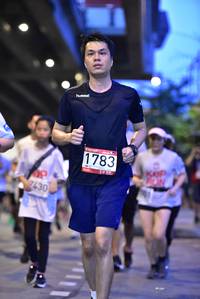 BIB: 1783, 430
                            <button type="button" onclick="openModal(5861481)" class="btn btn-primary btn-sm float-right btn-popup" data-toggle="modal" data-target=".modal-high-quality">
                        <i class="fas fa-shopping-cart"></i> Add to Cart
                    </button>
                                            <button type="button" onclick="isThisMe(5861481, true)" class="btn btn-success btn-sm float-right btn-popup btn-isme hidden" data-toggle="tooltip" data-placement="bottom" title="นี่คือรูปของคุณใช่ไหม คลิกที่นี่เพื่อเอาเข้าอัลบั้ม">
                        <i class="fas fa-plus"></i> Add to album
                    </button>
                    <button type="button" onclick="isThisMe(5861481, false)" class="btn btn-warning btn-sm float-right btn-popup btn-isnotme hidden">
                        <i class="fas fa-ban"></i> Remove from album
                    </button>