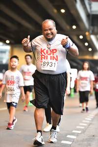 BIB: 8931, 6044
                            <button type="button" onclick="openModal(5862872)" class="btn btn-primary btn-sm float-right btn-popup" data-toggle="modal" data-target=".modal-high-quality">
                        <i class="fas fa-shopping-cart"></i> Add to Cart
                    </button>
                                            <button type="button" onclick="isThisMe(5862872, true)" class="btn btn-success btn-sm float-right btn-popup btn-isme hidden" data-toggle="tooltip" data-placement="bottom" title="นี่คือรูปของคุณใช่ไหม คลิกที่นี่เพื่อเอาเข้าอัลบั้ม">
                        <i class="fas fa-plus"></i> Add to album
                    </button>
                    <button type="button" onclick="isThisMe(5862872, false)" class="btn btn-warning btn-sm float-right btn-popup btn-isnotme hidden">
                        <i class="fas fa-ban"></i> Remove from album
                    </button>