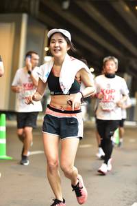 BIB: 806
                            <button type="button" onclick="openModal(5866882)" class="btn btn-primary btn-sm float-right btn-popup" data-toggle="modal" data-target=".modal-high-quality">
                        <i class="fas fa-shopping-cart"></i> Add to Cart
                    </button>
                                            <button type="button" onclick="isThisMe(5866882, true)" class="btn btn-success btn-sm float-right btn-popup btn-isme hidden" data-toggle="tooltip" data-placement="bottom" title="นี่คือรูปของคุณใช่ไหม คลิกที่นี่เพื่อเอาเข้าอัลบั้ม">
                        <i class="fas fa-plus"></i> Add to album
                    </button>
                    <button type="button" onclick="isThisMe(5866882, false)" class="btn btn-warning btn-sm float-right btn-popup btn-isnotme hidden">
                        <i class="fas fa-ban"></i> Remove from album
                    </button>