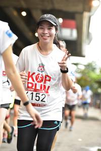 BIB: 152
                            <button type="button" onclick="openModal(5865824)" class="btn btn-primary btn-sm float-right btn-popup" data-toggle="modal" data-target=".modal-high-quality">
                        <i class="fas fa-shopping-cart"></i> Add to Cart
                    </button>
                                            <button type="button" onclick="isThisMe(5865824, true)" class="btn btn-success btn-sm float-right btn-popup btn-isme hidden" data-toggle="tooltip" data-placement="bottom" title="นี่คือรูปของคุณใช่ไหม คลิกที่นี่เพื่อเอาเข้าอัลบั้ม">
                        <i class="fas fa-plus"></i> Add to album
                    </button>
                    <button type="button" onclick="isThisMe(5865824, false)" class="btn btn-warning btn-sm float-right btn-popup btn-isnotme hidden">
                        <i class="fas fa-ban"></i> Remove from album
                    </button>