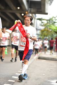 BIB: 176
                            <button type="button" onclick="openModal(5865914)" class="btn btn-primary btn-sm float-right btn-popup" data-toggle="modal" data-target=".modal-high-quality">
                        <i class="fas fa-shopping-cart"></i> Add to Cart
                    </button>
                                            <button type="button" onclick="isThisMe(5865914, true)" class="btn btn-success btn-sm float-right btn-popup btn-isme hidden" data-toggle="tooltip" data-placement="bottom" title="นี่คือรูปของคุณใช่ไหม คลิกที่นี่เพื่อเอาเข้าอัลบั้ม">
                        <i class="fas fa-plus"></i> Add to album
                    </button>
                    <button type="button" onclick="isThisMe(5865914, false)" class="btn btn-warning btn-sm float-right btn-popup btn-isnotme hidden">
                        <i class="fas fa-ban"></i> Remove from album
                    </button>