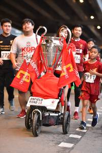 BIB: 772, 7911
                            <button type="button" onclick="openModal(5864795)" class="btn btn-primary btn-sm float-right btn-popup" data-toggle="modal" data-target=".modal-high-quality">
                        <i class="fas fa-shopping-cart"></i> Add to Cart
                    </button>
                                            <button type="button" onclick="isThisMe(5864795, true)" class="btn btn-success btn-sm float-right btn-popup btn-isme hidden" data-toggle="tooltip" data-placement="bottom" title="นี่คือรูปของคุณใช่ไหม คลิกที่นี่เพื่อเอาเข้าอัลบั้ม">
                        <i class="fas fa-plus"></i> Add to album
                    </button>
                    <button type="button" onclick="isThisMe(5864795, false)" class="btn btn-warning btn-sm float-right btn-popup btn-isnotme hidden">
                        <i class="fas fa-ban"></i> Remove from album
                    </button>