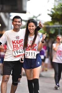 BIB: 1942, 7111
                            <button type="button" onclick="openModal(5863571)" class="btn btn-primary btn-sm float-right btn-popup" data-toggle="modal" data-target=".modal-high-quality">
                        <i class="fas fa-shopping-cart"></i> Add to Cart
                    </button>
                                            <button type="button" onclick="isThisMe(5863571, true)" class="btn btn-success btn-sm float-right btn-popup btn-isme hidden" data-toggle="tooltip" data-placement="bottom" title="นี่คือรูปของคุณใช่ไหม คลิกที่นี่เพื่อเอาเข้าอัลบั้ม">
                        <i class="fas fa-plus"></i> Add to album
                    </button>
                    <button type="button" onclick="isThisMe(5863571, false)" class="btn btn-warning btn-sm float-right btn-popup btn-isnotme hidden">
                        <i class="fas fa-ban"></i> Remove from album
                    </button>