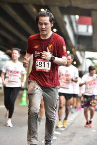 BIB: 4811
                            <button type="button" onclick="openModal(5866040)" class="btn btn-primary btn-sm float-right btn-popup" data-toggle="modal" data-target=".modal-high-quality">
                        <i class="fas fa-shopping-cart"></i> Add to Cart
                    </button>
                                            <button type="button" onclick="isThisMe(5866040, true)" class="btn btn-success btn-sm float-right btn-popup btn-isme hidden" data-toggle="tooltip" data-placement="bottom" title="นี่คือรูปของคุณใช่ไหม คลิกที่นี่เพื่อเอาเข้าอัลบั้ม">
                        <i class="fas fa-plus"></i> Add to album
                    </button>
                    <button type="button" onclick="isThisMe(5866040, false)" class="btn btn-warning btn-sm float-right btn-popup btn-isnotme hidden">
                        <i class="fas fa-ban"></i> Remove from album
                    </button>