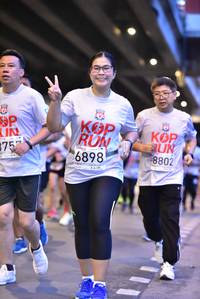 BIB: 6898, 8802
                            <button type="button" onclick="openModal(5861513)" class="btn btn-primary btn-sm float-right btn-popup" data-toggle="modal" data-target=".modal-high-quality">
                        <i class="fas fa-shopping-cart"></i> Add to Cart
                    </button>
                                            <button type="button" onclick="isThisMe(5861513, true)" class="btn btn-success btn-sm float-right btn-popup btn-isme hidden" data-toggle="tooltip" data-placement="bottom" title="นี่คือรูปของคุณใช่ไหม คลิกที่นี่เพื่อเอาเข้าอัลบั้ม">
                        <i class="fas fa-plus"></i> Add to album
                    </button>
                    <button type="button" onclick="isThisMe(5861513, false)" class="btn btn-warning btn-sm float-right btn-popup btn-isnotme hidden">
                        <i class="fas fa-ban"></i> Remove from album
                    </button>