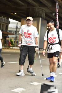 BIB: 5155
                            <button type="button" onclick="openModal(5870286)" class="btn btn-primary btn-sm float-right btn-popup" data-toggle="modal" data-target=".modal-high-quality">
                        <i class="fas fa-shopping-cart"></i> Add to Cart
                    </button>
                                            <button type="button" onclick="isThisMe(5870286, true)" class="btn btn-success btn-sm float-right btn-popup btn-isme hidden" data-toggle="tooltip" data-placement="bottom" title="นี่คือรูปของคุณใช่ไหม คลิกที่นี่เพื่อเอาเข้าอัลบั้ม">
                        <i class="fas fa-plus"></i> Add to album
                    </button>
                    <button type="button" onclick="isThisMe(5870286, false)" class="btn btn-warning btn-sm float-right btn-popup btn-isnotme hidden">
                        <i class="fas fa-ban"></i> Remove from album
                    </button>