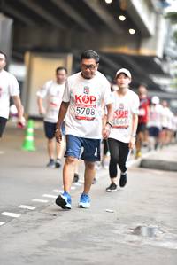 BIB: 5708, 2866
                            <button type="button" onclick="openModal(5866986)" class="btn btn-primary btn-sm float-right btn-popup" data-toggle="modal" data-target=".modal-high-quality">
                        <i class="fas fa-shopping-cart"></i> Add to Cart
                    </button>
                                            <button type="button" onclick="isThisMe(5866986, true)" class="btn btn-success btn-sm float-right btn-popup btn-isme hidden" data-toggle="tooltip" data-placement="bottom" title="นี่คือรูปของคุณใช่ไหม คลิกที่นี่เพื่อเอาเข้าอัลบั้ม">
                        <i class="fas fa-plus"></i> Add to album
                    </button>
                    <button type="button" onclick="isThisMe(5866986, false)" class="btn btn-warning btn-sm float-right btn-popup btn-isnotme hidden">
                        <i class="fas fa-ban"></i> Remove from album
                    </button>