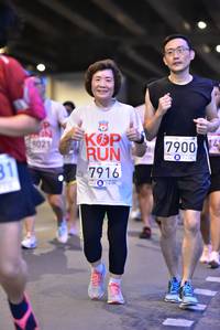 BIB: 7916, 8021, 7900
                            <button type="button" onclick="openModal(5861326)" class="btn btn-primary btn-sm float-right btn-popup" data-toggle="modal" data-target=".modal-high-quality">
                        <i class="fas fa-shopping-cart"></i> Add to Cart
                    </button>
                                            <button type="button" onclick="isThisMe(5861326, true)" class="btn btn-success btn-sm float-right btn-popup btn-isme hidden" data-toggle="tooltip" data-placement="bottom" title="นี่คือรูปของคุณใช่ไหม คลิกที่นี่เพื่อเอาเข้าอัลบั้ม">
                        <i class="fas fa-plus"></i> Add to album
                    </button>
                    <button type="button" onclick="isThisMe(5861326, false)" class="btn btn-warning btn-sm float-right btn-popup btn-isnotme hidden">
                        <i class="fas fa-ban"></i> Remove from album
                    </button>