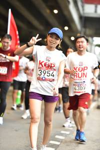 BIB: 3954, 972, 4307
                            <button type="button" onclick="openModal(5865996)" class="btn btn-primary btn-sm float-right btn-popup" data-toggle="modal" data-target=".modal-high-quality">
                        <i class="fas fa-shopping-cart"></i> Add to Cart
                    </button>
                                            <button type="button" onclick="isThisMe(5865996, true)" class="btn btn-success btn-sm float-right btn-popup btn-isme hidden" data-toggle="tooltip" data-placement="bottom" title="นี่คือรูปของคุณใช่ไหม คลิกที่นี่เพื่อเอาเข้าอัลบั้ม">
                        <i class="fas fa-plus"></i> Add to album
                    </button>
                    <button type="button" onclick="isThisMe(5865996, false)" class="btn btn-warning btn-sm float-right btn-popup btn-isnotme hidden">
                        <i class="fas fa-ban"></i> Remove from album
                    </button>