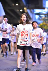 BIB: 5173, 2019
                            <button type="button" onclick="openModal(5861581)" class="btn btn-primary btn-sm float-right btn-popup" data-toggle="modal" data-target=".modal-high-quality">
                        <i class="fas fa-shopping-cart"></i> Add to Cart
                    </button>
                                            <button type="button" onclick="isThisMe(5861581, true)" class="btn btn-success btn-sm float-right btn-popup btn-isme hidden" data-toggle="tooltip" data-placement="bottom" title="นี่คือรูปของคุณใช่ไหม คลิกที่นี่เพื่อเอาเข้าอัลบั้ม">
                        <i class="fas fa-plus"></i> Add to album
                    </button>
                    <button type="button" onclick="isThisMe(5861581, false)" class="btn btn-warning btn-sm float-right btn-popup btn-isnotme hidden">
                        <i class="fas fa-ban"></i> Remove from album
                    </button>