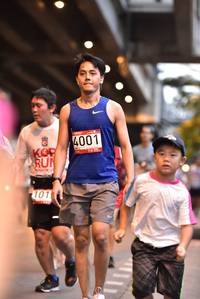 BIB: 4001, 101
                            <button type="button" onclick="openModal(5862751)" class="btn btn-primary btn-sm float-right btn-popup" data-toggle="modal" data-target=".modal-high-quality">
                        <i class="fas fa-shopping-cart"></i> Add to Cart
                    </button>
                                            <button type="button" onclick="isThisMe(5862751, true)" class="btn btn-success btn-sm float-right btn-popup btn-isme hidden" data-toggle="tooltip" data-placement="bottom" title="นี่คือรูปของคุณใช่ไหม คลิกที่นี่เพื่อเอาเข้าอัลบั้ม">
                        <i class="fas fa-plus"></i> Add to album
                    </button>
                    <button type="button" onclick="isThisMe(5862751, false)" class="btn btn-warning btn-sm float-right btn-popup btn-isnotme hidden">
                        <i class="fas fa-ban"></i> Remove from album
                    </button>