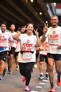 BIB: 1704, 3810, 216, 3830
                            <button type="button" onclick="openModal(5864651)" class="btn btn-primary btn-sm float-right btn-popup" data-toggle="modal" data-target=".modal-high-quality">
                        <i class="fas fa-shopping-cart"></i> Add to Cart
                    </button>
                                            <button type="button" onclick="isThisMe(5864651, true)" class="btn btn-success btn-sm float-right btn-popup btn-isme hidden" data-toggle="tooltip" data-placement="bottom" title="นี่คือรูปของคุณใช่ไหม คลิกที่นี่เพื่อเอาเข้าอัลบั้ม">
                        <i class="fas fa-plus"></i> Add to album
                    </button>
                    <button type="button" onclick="isThisMe(5864651, false)" class="btn btn-warning btn-sm float-right btn-popup btn-isnotme hidden">
                        <i class="fas fa-ban"></i> Remove from album
                    </button>