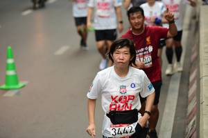 BIB: 3442
                            <button type="button" onclick="openModal(5871290)" class="btn btn-primary btn-sm float-right btn-popup" data-toggle="modal" data-target=".modal-high-quality">
                        <i class="fas fa-shopping-cart"></i> Add to Cart
                    </button>
                                            <button type="button" onclick="isThisMe(5871290, true)" class="btn btn-success btn-sm float-right btn-popup btn-isme hidden" data-toggle="tooltip" data-placement="bottom" title="นี่คือรูปของคุณใช่ไหม คลิกที่นี่เพื่อเอาเข้าอัลบั้ม">
                        <i class="fas fa-plus"></i> Add to album
                    </button>
                    <button type="button" onclick="isThisMe(5871290, false)" class="btn btn-warning btn-sm float-right btn-popup btn-isnotme hidden">
                        <i class="fas fa-ban"></i> Remove from album
                    </button>