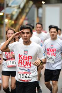 BIB: 8595, 1189, 2019, 1544
                            <button type="button" onclick="openModal(5869847)" class="btn btn-primary btn-sm float-right btn-popup" data-toggle="modal" data-target=".modal-high-quality">
                        <i class="fas fa-shopping-cart"></i> Add to Cart
                    </button>
                                            <button type="button" onclick="isThisMe(5869847, true)" class="btn btn-success btn-sm float-right btn-popup btn-isme hidden" data-toggle="tooltip" data-placement="bottom" title="นี่คือรูปของคุณใช่ไหม คลิกที่นี่เพื่อเอาเข้าอัลบั้ม">
                        <i class="fas fa-plus"></i> Add to album
                    </button>
                    <button type="button" onclick="isThisMe(5869847, false)" class="btn btn-warning btn-sm float-right btn-popup btn-isnotme hidden">
                        <i class="fas fa-ban"></i> Remove from album
                    </button>