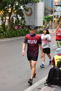 BIB: 233
                            <button type="button" onclick="openModal(5870464)" class="btn btn-primary btn-sm float-right btn-popup" data-toggle="modal" data-target=".modal-high-quality">
                        <i class="fas fa-shopping-cart"></i> Add to Cart
                    </button>
                                            <button type="button" onclick="isThisMe(5870464, true)" class="btn btn-success btn-sm float-right btn-popup btn-isme hidden" data-toggle="tooltip" data-placement="bottom" title="นี่คือรูปของคุณใช่ไหม คลิกที่นี่เพื่อเอาเข้าอัลบั้ม">
                        <i class="fas fa-plus"></i> Add to album
                    </button>
                    <button type="button" onclick="isThisMe(5870464, false)" class="btn btn-warning btn-sm float-right btn-popup btn-isnotme hidden">
                        <i class="fas fa-ban"></i> Remove from album
                    </button>