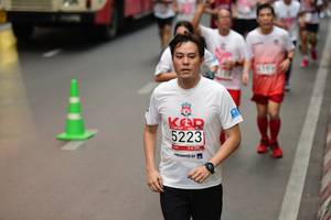 BIB: 5223
                            <button type="button" onclick="openModal(5871077)" class="btn btn-primary btn-sm float-right btn-popup" data-toggle="modal" data-target=".modal-high-quality">
                        <i class="fas fa-shopping-cart"></i> Add to Cart
                    </button>
                                            <button type="button" onclick="isThisMe(5871077, true)" class="btn btn-success btn-sm float-right btn-popup btn-isme hidden" data-toggle="tooltip" data-placement="bottom" title="นี่คือรูปของคุณใช่ไหม คลิกที่นี่เพื่อเอาเข้าอัลบั้ม">
                        <i class="fas fa-plus"></i> Add to album
                    </button>
                    <button type="button" onclick="isThisMe(5871077, false)" class="btn btn-warning btn-sm float-right btn-popup btn-isnotme hidden">
                        <i class="fas fa-ban"></i> Remove from album
                    </button>