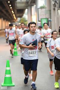 BIB: 201, 6457, 811
                            <button type="button" onclick="openModal(5868920)" class="btn btn-primary btn-sm float-right btn-popup" data-toggle="modal" data-target=".modal-high-quality">
                        <i class="fas fa-shopping-cart"></i> Add to Cart
                    </button>
                                            <button type="button" onclick="isThisMe(5868920, true)" class="btn btn-success btn-sm float-right btn-popup btn-isme hidden" data-toggle="tooltip" data-placement="bottom" title="นี่คือรูปของคุณใช่ไหม คลิกที่นี่เพื่อเอาเข้าอัลบั้ม">
                        <i class="fas fa-plus"></i> Add to album
                    </button>
                    <button type="button" onclick="isThisMe(5868920, false)" class="btn btn-warning btn-sm float-right btn-popup btn-isnotme hidden">
                        <i class="fas fa-ban"></i> Remove from album
                    </button>