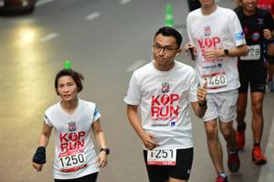 BIB: 460, 251, 1250
                            <button type="button" onclick="openModal(5871254)" class="btn btn-primary btn-sm float-right btn-popup" data-toggle="modal" data-target=".modal-high-quality">
                        <i class="fas fa-shopping-cart"></i> Add to Cart
                    </button>
                                            <button type="button" onclick="isThisMe(5871254, true)" class="btn btn-success btn-sm float-right btn-popup btn-isme hidden" data-toggle="tooltip" data-placement="bottom" title="นี่คือรูปของคุณใช่ไหม คลิกที่นี่เพื่อเอาเข้าอัลบั้ม">
                        <i class="fas fa-plus"></i> Add to album
                    </button>
                    <button type="button" onclick="isThisMe(5871254, false)" class="btn btn-warning btn-sm float-right btn-popup btn-isnotme hidden">
                        <i class="fas fa-ban"></i> Remove from album
                    </button>