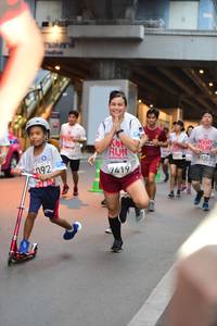 BIB: 6130, 1419, 092
                            <button type="button" onclick="openModal(5867925)" class="btn btn-primary btn-sm float-right btn-popup" data-toggle="modal" data-target=".modal-high-quality">
                        <i class="fas fa-shopping-cart"></i> Add to Cart
                    </button>
                                            <button type="button" onclick="isThisMe(5867925, true)" class="btn btn-success btn-sm float-right btn-popup btn-isme hidden" data-toggle="tooltip" data-placement="bottom" title="นี่คือรูปของคุณใช่ไหม คลิกที่นี่เพื่อเอาเข้าอัลบั้ม">
                        <i class="fas fa-plus"></i> Add to album
                    </button>
                    <button type="button" onclick="isThisMe(5867925, false)" class="btn btn-warning btn-sm float-right btn-popup btn-isnotme hidden">
                        <i class="fas fa-ban"></i> Remove from album
                    </button>