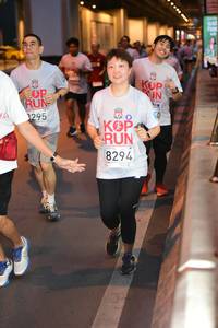 BIB: 3295, 8294
                            <button type="button" onclick="openModal(5864738)" class="btn btn-primary btn-sm float-right btn-popup" data-toggle="modal" data-target=".modal-high-quality">
                        <i class="fas fa-shopping-cart"></i> Add to Cart
                    </button>
                                            <button type="button" onclick="isThisMe(5864738, true)" class="btn btn-success btn-sm float-right btn-popup btn-isme hidden" data-toggle="tooltip" data-placement="bottom" title="นี่คือรูปของคุณใช่ไหม คลิกที่นี่เพื่อเอาเข้าอัลบั้ม">
                        <i class="fas fa-plus"></i> Add to album
                    </button>
                    <button type="button" onclick="isThisMe(5864738, false)" class="btn btn-warning btn-sm float-right btn-popup btn-isnotme hidden">
                        <i class="fas fa-ban"></i> Remove from album
                    </button>