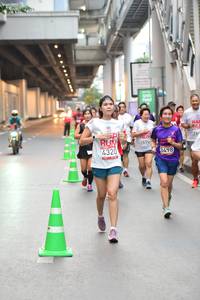 BIB: 4320, 7679, 3498
                            <button type="button" onclick="openModal(5869522)" class="btn btn-primary btn-sm float-right btn-popup" data-toggle="modal" data-target=".modal-high-quality">
                        <i class="fas fa-shopping-cart"></i> Add to Cart
                    </button>
                                            <button type="button" onclick="isThisMe(5869522, true)" class="btn btn-success btn-sm float-right btn-popup btn-isme hidden" data-toggle="tooltip" data-placement="bottom" title="นี่คือรูปของคุณใช่ไหม คลิกที่นี่เพื่อเอาเข้าอัลบั้ม">
                        <i class="fas fa-plus"></i> Add to album
                    </button>
                    <button type="button" onclick="isThisMe(5869522, false)" class="btn btn-warning btn-sm float-right btn-popup btn-isnotme hidden">
                        <i class="fas fa-ban"></i> Remove from album
                    </button>