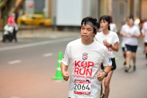 BIB: 201, 2064
                            <button type="button" onclick="openModal(5872094)" class="btn btn-primary btn-sm float-right btn-popup" data-toggle="modal" data-target=".modal-high-quality">
                        <i class="fas fa-shopping-cart"></i> Add to Cart
                    </button>
                                            <button type="button" onclick="isThisMe(5872094, true)" class="btn btn-success btn-sm float-right btn-popup btn-isme hidden" data-toggle="tooltip" data-placement="bottom" title="นี่คือรูปของคุณใช่ไหม คลิกที่นี่เพื่อเอาเข้าอัลบั้ม">
                        <i class="fas fa-plus"></i> Add to album
                    </button>
                    <button type="button" onclick="isThisMe(5872094, false)" class="btn btn-warning btn-sm float-right btn-popup btn-isnotme hidden">
                        <i class="fas fa-ban"></i> Remove from album
                    </button>