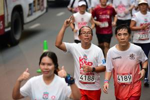 BIB: 2217, 4188, 4189
                            <button type="button" onclick="openModal(5871103)" class="btn btn-primary btn-sm float-right btn-popup" data-toggle="modal" data-target=".modal-high-quality">
                        <i class="fas fa-shopping-cart"></i> Add to Cart
                    </button>
                                            <button type="button" onclick="isThisMe(5871103, true)" class="btn btn-success btn-sm float-right btn-popup btn-isme hidden" data-toggle="tooltip" data-placement="bottom" title="นี่คือรูปของคุณใช่ไหม คลิกที่นี่เพื่อเอาเข้าอัลบั้ม">
                        <i class="fas fa-plus"></i> Add to album
                    </button>
                    <button type="button" onclick="isThisMe(5871103, false)" class="btn btn-warning btn-sm float-right btn-popup btn-isnotme hidden">
                        <i class="fas fa-ban"></i> Remove from album
                    </button>