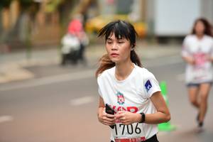 BIB: 1706
                            <button type="button" onclick="openModal(5872104)" class="btn btn-primary btn-sm float-right btn-popup" data-toggle="modal" data-target=".modal-high-quality">
                        <i class="fas fa-shopping-cart"></i> Add to Cart
                    </button>
                                            <button type="button" onclick="isThisMe(5872104, true)" class="btn btn-success btn-sm float-right btn-popup btn-isme hidden" data-toggle="tooltip" data-placement="bottom" title="นี่คือรูปของคุณใช่ไหม คลิกที่นี่เพื่อเอาเข้าอัลบั้ม">
                        <i class="fas fa-plus"></i> Add to album
                    </button>
                    <button type="button" onclick="isThisMe(5872104, false)" class="btn btn-warning btn-sm float-right btn-popup btn-isnotme hidden">
                        <i class="fas fa-ban"></i> Remove from album
                    </button>