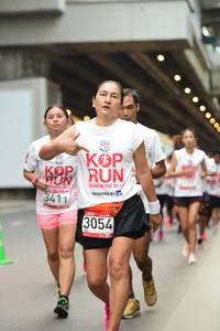 BIB: 201, 3411, 3054
                            <button type="button" onclick="openModal(5872288)" class="btn btn-primary btn-sm float-right btn-popup" data-toggle="modal" data-target=".modal-high-quality">
                        <i class="fas fa-shopping-cart"></i> Add to Cart
                    </button>
                                            <button type="button" onclick="isThisMe(5872288, true)" class="btn btn-success btn-sm float-right btn-popup btn-isme hidden" data-toggle="tooltip" data-placement="bottom" title="นี่คือรูปของคุณใช่ไหม คลิกที่นี่เพื่อเอาเข้าอัลบั้ม">
                        <i class="fas fa-plus"></i> Add to album
                    </button>
                    <button type="button" onclick="isThisMe(5872288, false)" class="btn btn-warning btn-sm float-right btn-popup btn-isnotme hidden">
                        <i class="fas fa-ban"></i> Remove from album
                    </button>