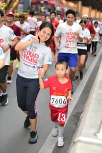 BIB: 1417, 7606
                            <button type="button" onclick="openModal(5868576)" class="btn btn-primary btn-sm float-right btn-popup" data-toggle="modal" data-target=".modal-high-quality">
                        <i class="fas fa-shopping-cart"></i> Add to Cart
                    </button>
                                            <button type="button" onclick="isThisMe(5868576, true)" class="btn btn-success btn-sm float-right btn-popup btn-isme hidden" data-toggle="tooltip" data-placement="bottom" title="นี่คือรูปของคุณใช่ไหม คลิกที่นี่เพื่อเอาเข้าอัลบั้ม">
                        <i class="fas fa-plus"></i> Add to album
                    </button>
                    <button type="button" onclick="isThisMe(5868576, false)" class="btn btn-warning btn-sm float-right btn-popup btn-isnotme hidden">
                        <i class="fas fa-ban"></i> Remove from album
                    </button>