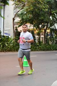 BIB: 
                            <button type="button" onclick="openModal(5870381)" class="btn btn-primary btn-sm float-right btn-popup" data-toggle="modal" data-target=".modal-high-quality">
                        <i class="fas fa-shopping-cart"></i> Add to Cart
                    </button>
                                            <button type="button" onclick="isThisMe(5870381, true)" class="btn btn-success btn-sm float-right btn-popup btn-isme hidden" data-toggle="tooltip" data-placement="bottom" title="นี่คือรูปของคุณใช่ไหม คลิกที่นี่เพื่อเอาเข้าอัลบั้ม">
                        <i class="fas fa-plus"></i> Add to album
                    </button>
                    <button type="button" onclick="isThisMe(5870381, false)" class="btn btn-warning btn-sm float-right btn-popup btn-isnotme hidden">
                        <i class="fas fa-ban"></i> Remove from album
                    </button>