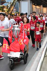 BIB: 7882, 7860, 7911
                            <button type="button" onclick="openModal(5868658)" class="btn btn-primary btn-sm float-right btn-popup" data-toggle="modal" data-target=".modal-high-quality">
                        <i class="fas fa-shopping-cart"></i> Add to Cart
                    </button>
                                            <button type="button" onclick="isThisMe(5868658, true)" class="btn btn-success btn-sm float-right btn-popup btn-isme hidden" data-toggle="tooltip" data-placement="bottom" title="นี่คือรูปของคุณใช่ไหม คลิกที่นี่เพื่อเอาเข้าอัลบั้ม">
                        <i class="fas fa-plus"></i> Add to album
                    </button>
                    <button type="button" onclick="isThisMe(5868658, false)" class="btn btn-warning btn-sm float-right btn-popup btn-isnotme hidden">
                        <i class="fas fa-ban"></i> Remove from album
                    </button>