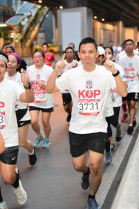 BIB: 7836, 8748, 3731
                            <button type="button" onclick="openModal(5868221)" class="btn btn-primary btn-sm float-right btn-popup" data-toggle="modal" data-target=".modal-high-quality">
                        <i class="fas fa-shopping-cart"></i> Add to Cart
                    </button>
                                            <button type="button" onclick="isThisMe(5868221, true)" class="btn btn-success btn-sm float-right btn-popup btn-isme hidden" data-toggle="tooltip" data-placement="bottom" title="นี่คือรูปของคุณใช่ไหม คลิกที่นี่เพื่อเอาเข้าอัลบั้ม">
                        <i class="fas fa-plus"></i> Add to album
                    </button>
                    <button type="button" onclick="isThisMe(5868221, false)" class="btn btn-warning btn-sm float-right btn-popup btn-isnotme hidden">
                        <i class="fas fa-ban"></i> Remove from album
                    </button>