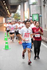 BIB: 693, 3865
                            <button type="button" onclick="openModal(5869327)" class="btn btn-primary btn-sm float-right btn-popup" data-toggle="modal" data-target=".modal-high-quality">
                        <i class="fas fa-shopping-cart"></i> Add to Cart
                    </button>
                                            <button type="button" onclick="isThisMe(5869327, true)" class="btn btn-success btn-sm float-right btn-popup btn-isme hidden" data-toggle="tooltip" data-placement="bottom" title="นี่คือรูปของคุณใช่ไหม คลิกที่นี่เพื่อเอาเข้าอัลบั้ม">
                        <i class="fas fa-plus"></i> Add to album
                    </button>
                    <button type="button" onclick="isThisMe(5869327, false)" class="btn btn-warning btn-sm float-right btn-popup btn-isnotme hidden">
                        <i class="fas fa-ban"></i> Remove from album
                    </button>