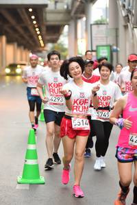 BIB: 4293, 5749, 5514
                            <button type="button" onclick="openModal(5869154)" class="btn btn-primary btn-sm float-right btn-popup" data-toggle="modal" data-target=".modal-high-quality">
                        <i class="fas fa-shopping-cart"></i> Add to Cart
                    </button>
                                            <button type="button" onclick="isThisMe(5869154, true)" class="btn btn-success btn-sm float-right btn-popup btn-isme hidden" data-toggle="tooltip" data-placement="bottom" title="นี่คือรูปของคุณใช่ไหม คลิกที่นี่เพื่อเอาเข้าอัลบั้ม">
                        <i class="fas fa-plus"></i> Add to album
                    </button>
                    <button type="button" onclick="isThisMe(5869154, false)" class="btn btn-warning btn-sm float-right btn-popup btn-isnotme hidden">
                        <i class="fas fa-ban"></i> Remove from album
                    </button>