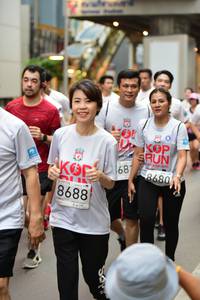 BIB: 8680, 8688
                            <button type="button" onclick="openModal(5869869)" class="btn btn-primary btn-sm float-right btn-popup" data-toggle="modal" data-target=".modal-high-quality">
                        <i class="fas fa-shopping-cart"></i> Add to Cart
                    </button>
                                            <button type="button" onclick="isThisMe(5869869, true)" class="btn btn-success btn-sm float-right btn-popup btn-isme hidden" data-toggle="tooltip" data-placement="bottom" title="นี่คือรูปของคุณใช่ไหม คลิกที่นี่เพื่อเอาเข้าอัลบั้ม">
                        <i class="fas fa-plus"></i> Add to album
                    </button>
                    <button type="button" onclick="isThisMe(5869869, false)" class="btn btn-warning btn-sm float-right btn-popup btn-isnotme hidden">
                        <i class="fas fa-ban"></i> Remove from album
                    </button>