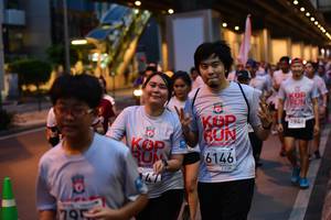 BIB: 7946, 6146, 795
                            <button type="button" onclick="openModal(5865481)" class="btn btn-primary btn-sm float-right btn-popup" data-toggle="modal" data-target=".modal-high-quality">
                        <i class="fas fa-shopping-cart"></i> Add to Cart
                    </button>
                                            <button type="button" onclick="isThisMe(5865481, true)" class="btn btn-success btn-sm float-right btn-popup btn-isme hidden" data-toggle="tooltip" data-placement="bottom" title="นี่คือรูปของคุณใช่ไหม คลิกที่นี่เพื่อเอาเข้าอัลบั้ม">
                        <i class="fas fa-plus"></i> Add to album
                    </button>
                    <button type="button" onclick="isThisMe(5865481, false)" class="btn btn-warning btn-sm float-right btn-popup btn-isnotme hidden">
                        <i class="fas fa-ban"></i> Remove from album
                    </button>