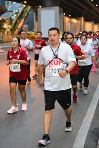 BIB: 7072, 6084, 6025
                            <button type="button" onclick="openModal(5867781)" class="btn btn-primary btn-sm float-right btn-popup" data-toggle="modal" data-target=".modal-high-quality">
                        <i class="fas fa-shopping-cart"></i> Add to Cart
                    </button>
                                            <button type="button" onclick="isThisMe(5867781, true)" class="btn btn-success btn-sm float-right btn-popup btn-isme hidden" data-toggle="tooltip" data-placement="bottom" title="นี่คือรูปของคุณใช่ไหม คลิกที่นี่เพื่อเอาเข้าอัลบั้ม">
                        <i class="fas fa-plus"></i> Add to album
                    </button>
                    <button type="button" onclick="isThisMe(5867781, false)" class="btn btn-warning btn-sm float-right btn-popup btn-isnotme hidden">
                        <i class="fas fa-ban"></i> Remove from album
                    </button>