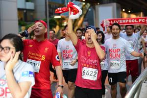 BIB: 8019, 737, 117, 6622, 
                            <button type="button" onclick="openModal(5867003)" class="btn btn-primary btn-sm float-right btn-popup" data-toggle="modal" data-target=".modal-high-quality">
                        <i class="fas fa-shopping-cart"></i> Add to Cart
                    </button>
                                            <button type="button" onclick="isThisMe(5867003, true)" class="btn btn-success btn-sm float-right btn-popup btn-isme hidden" data-toggle="tooltip" data-placement="bottom" title="นี่คือรูปของคุณใช่ไหม คลิกที่นี่เพื่อเอาเข้าอัลบั้ม">
                        <i class="fas fa-plus"></i> Add to album
                    </button>
                    <button type="button" onclick="isThisMe(5867003, false)" class="btn btn-warning btn-sm float-right btn-popup btn-isnotme hidden">
                        <i class="fas fa-ban"></i> Remove from album
                    </button>