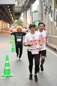 BIB: 532, 1506
                            <button type="button" onclick="openModal(5869276)" class="btn btn-primary btn-sm float-right btn-popup" data-toggle="modal" data-target=".modal-high-quality">
                        <i class="fas fa-shopping-cart"></i> Add to Cart
                    </button>
                                            <button type="button" onclick="isThisMe(5869276, true)" class="btn btn-success btn-sm float-right btn-popup btn-isme hidden" data-toggle="tooltip" data-placement="bottom" title="นี่คือรูปของคุณใช่ไหม คลิกที่นี่เพื่อเอาเข้าอัลบั้ม">
                        <i class="fas fa-plus"></i> Add to album
                    </button>
                    <button type="button" onclick="isThisMe(5869276, false)" class="btn btn-warning btn-sm float-right btn-popup btn-isnotme hidden">
                        <i class="fas fa-ban"></i> Remove from album
                    </button>