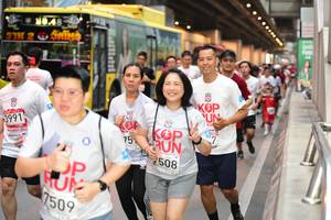 BIB: 3991, 201, 2508, 7509
                            <button type="button" onclick="openModal(5868561)" class="btn btn-primary btn-sm float-right btn-popup" data-toggle="modal" data-target=".modal-high-quality">
                        <i class="fas fa-shopping-cart"></i> Add to Cart
                    </button>
                                            <button type="button" onclick="isThisMe(5868561, true)" class="btn btn-success btn-sm float-right btn-popup btn-isme hidden" data-toggle="tooltip" data-placement="bottom" title="นี่คือรูปของคุณใช่ไหม คลิกที่นี่เพื่อเอาเข้าอัลบั้ม">
                        <i class="fas fa-plus"></i> Add to album
                    </button>
                    <button type="button" onclick="isThisMe(5868561, false)" class="btn btn-warning btn-sm float-right btn-popup btn-isnotme hidden">
                        <i class="fas fa-ban"></i> Remove from album
                    </button>