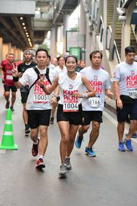 BIB: 1005, 875, 1004, 6166
                            <button type="button" onclick="openModal(5868855)" class="btn btn-primary btn-sm float-right btn-popup" data-toggle="modal" data-target=".modal-high-quality">
                        <i class="fas fa-shopping-cart"></i> Add to Cart
                    </button>
                                            <button type="button" onclick="isThisMe(5868855, true)" class="btn btn-success btn-sm float-right btn-popup btn-isme hidden" data-toggle="tooltip" data-placement="bottom" title="นี่คือรูปของคุณใช่ไหม คลิกที่นี่เพื่อเอาเข้าอัลบั้ม">
                        <i class="fas fa-plus"></i> Add to album
                    </button>
                    <button type="button" onclick="isThisMe(5868855, false)" class="btn btn-warning btn-sm float-right btn-popup btn-isnotme hidden">
                        <i class="fas fa-ban"></i> Remove from album
                    </button>