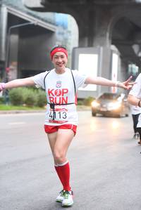 BIB: 4113
                            <button type="button" onclick="openModal(5867544)" class="btn btn-primary btn-sm float-right btn-popup" data-toggle="modal" data-target=".modal-high-quality">
                        <i class="fas fa-shopping-cart"></i> Add to Cart
                    </button>
                                            <button type="button" onclick="isThisMe(5867544, true)" class="btn btn-success btn-sm float-right btn-popup btn-isme hidden" data-toggle="tooltip" data-placement="bottom" title="นี่คือรูปของคุณใช่ไหม คลิกที่นี่เพื่อเอาเข้าอัลบั้ม">
                        <i class="fas fa-plus"></i> Add to album
                    </button>
                    <button type="button" onclick="isThisMe(5867544, false)" class="btn btn-warning btn-sm float-right btn-popup btn-isnotme hidden">
                        <i class="fas fa-ban"></i> Remove from album
                    </button>