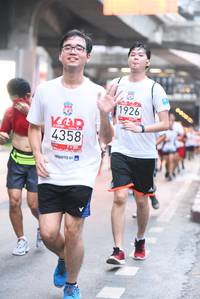 BIB: 1926, 4358
                            <button type="button" onclick="openModal(5878722)" class="btn btn-primary btn-sm float-right btn-popup" data-toggle="modal" data-target=".modal-high-quality">
                        <i class="fas fa-shopping-cart"></i> Add to Cart
                    </button>
                                            <button type="button" onclick="isThisMe(5878722, true)" class="btn btn-success btn-sm float-right btn-popup btn-isme hidden" data-toggle="tooltip" data-placement="bottom" title="นี่คือรูปของคุณใช่ไหม คลิกที่นี่เพื่อเอาเข้าอัลบั้ม">
                        <i class="fas fa-plus"></i> Add to album
                    </button>
                    <button type="button" onclick="isThisMe(5878722, false)" class="btn btn-warning btn-sm float-right btn-popup btn-isnotme hidden">
                        <i class="fas fa-ban"></i> Remove from album
                    </button>