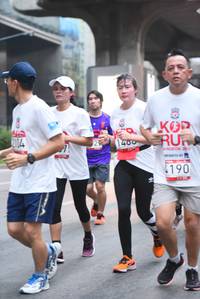 BIB: 2104, 1400, 4190
                            <button type="button" onclick="openModal(5880268)" class="btn btn-primary btn-sm float-right btn-popup" data-toggle="modal" data-target=".modal-high-quality">
                        <i class="fas fa-shopping-cart"></i> Add to Cart
                    </button>
                                            <button type="button" onclick="isThisMe(5880268, true)" class="btn btn-success btn-sm float-right btn-popup btn-isme hidden" data-toggle="tooltip" data-placement="bottom" title="นี่คือรูปของคุณใช่ไหม คลิกที่นี่เพื่อเอาเข้าอัลบั้ม">
                        <i class="fas fa-plus"></i> Add to album
                    </button>
                    <button type="button" onclick="isThisMe(5880268, false)" class="btn btn-warning btn-sm float-right btn-popup btn-isnotme hidden">
                        <i class="fas fa-ban"></i> Remove from album
                    </button>