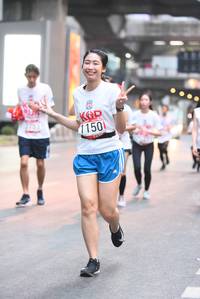 BIB: 1150, 9753
                            <button type="button" onclick="openModal(5880385)" class="btn btn-primary btn-sm float-right btn-popup" data-toggle="modal" data-target=".modal-high-quality">
                        <i class="fas fa-shopping-cart"></i> Add to Cart
                    </button>
                                            <button type="button" onclick="isThisMe(5880385, true)" class="btn btn-success btn-sm float-right btn-popup btn-isme hidden" data-toggle="tooltip" data-placement="bottom" title="นี่คือรูปของคุณใช่ไหม คลิกที่นี่เพื่อเอาเข้าอัลบั้ม">
                        <i class="fas fa-plus"></i> Add to album
                    </button>
                    <button type="button" onclick="isThisMe(5880385, false)" class="btn btn-warning btn-sm float-right btn-popup btn-isnotme hidden">
                        <i class="fas fa-ban"></i> Remove from album
                    </button>