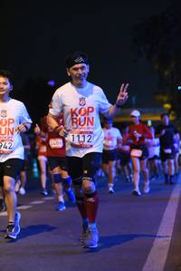 BIB: 2019, 1112, 942
                            <button type="button" onclick="openModal(5953785)" class="btn btn-primary btn-sm float-right btn-popup" data-toggle="modal" data-target=".modal-high-quality">
                        <i class="fas fa-shopping-cart"></i> Add to Cart
                    </button>
                                            <button type="button" onclick="isThisMe(5953785, true)" class="btn btn-success btn-sm float-right btn-popup btn-isme hidden" data-toggle="tooltip" data-placement="bottom" title="นี่คือรูปของคุณใช่ไหม คลิกที่นี่เพื่อเอาเข้าอัลบั้ม">
                        <i class="fas fa-plus"></i> Add to album
                    </button>
                    <button type="button" onclick="isThisMe(5953785, false)" class="btn btn-warning btn-sm float-right btn-popup btn-isnotme hidden">
                        <i class="fas fa-ban"></i> Remove from album
                    </button>