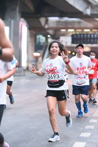 BIB: 3693, 4385
                            <button type="button" onclick="openModal(5875613)" class="btn btn-primary btn-sm float-right btn-popup" data-toggle="modal" data-target=".modal-high-quality">
                        <i class="fas fa-shopping-cart"></i> Add to Cart
                    </button>
                                            <button type="button" onclick="isThisMe(5875613, true)" class="btn btn-success btn-sm float-right btn-popup btn-isme hidden" data-toggle="tooltip" data-placement="bottom" title="นี่คือรูปของคุณใช่ไหม คลิกที่นี่เพื่อเอาเข้าอัลบั้ม">
                        <i class="fas fa-plus"></i> Add to album
                    </button>
                    <button type="button" onclick="isThisMe(5875613, false)" class="btn btn-warning btn-sm float-right btn-popup btn-isnotme hidden">
                        <i class="fas fa-ban"></i> Remove from album
                    </button>